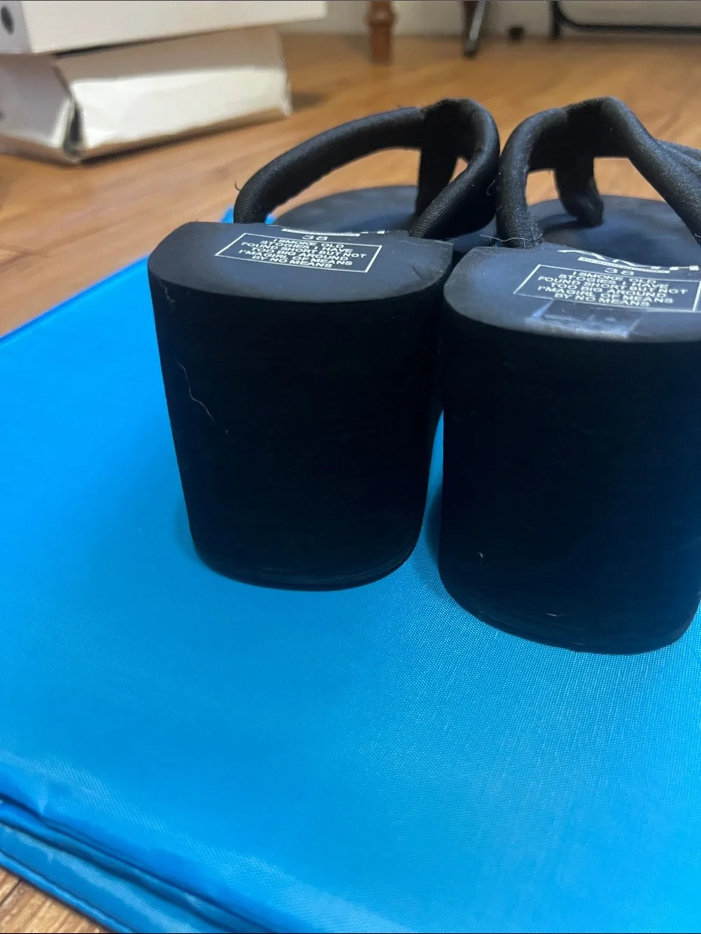 AMH Black Foam Flip Flop Sandals